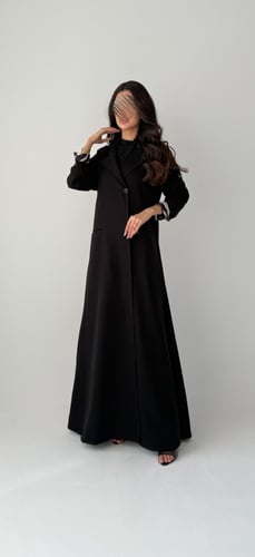 عباية كتان مبطنة حرير بنقشة زيبرا