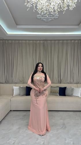 فستان منيرة