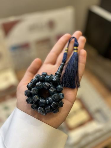 مسباح بكلايت تفاحي اسود مخلوط