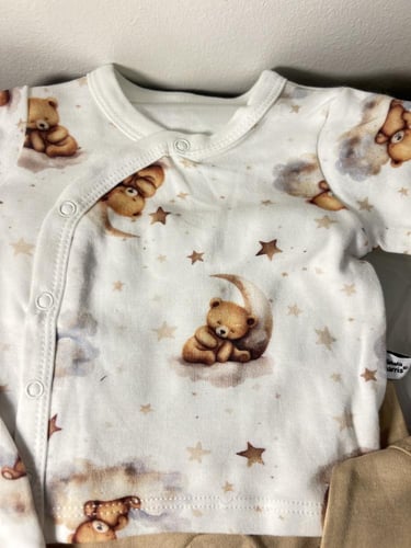 طقم مولود بطبعات الدبدوب