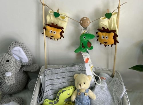 بوكس الديناصور المحبوب