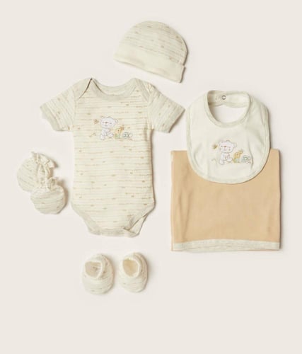 بوكس بلون محايد مناسب للجنسين