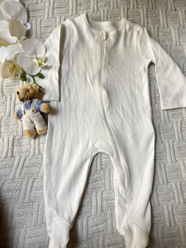 سلة مناسبة للجنسين