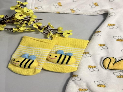 سلة النحلة بألوان جميلة وجذابة