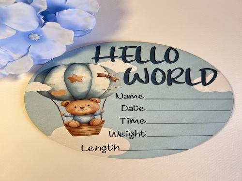 لوحة خشبية لكتابة معلومات البيبي