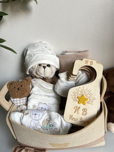 بوكس بلون محايد مناسب للجنسين