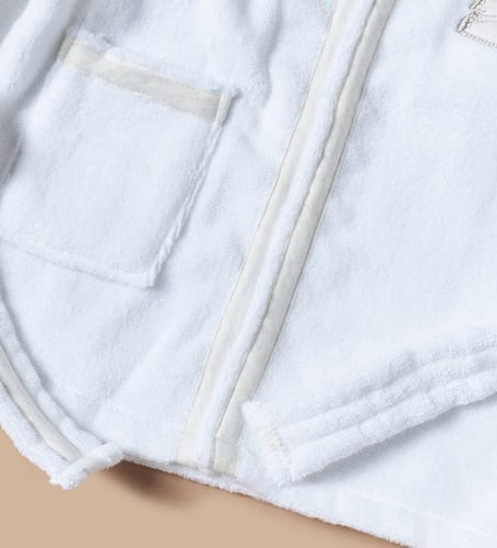 طقم الفيل للأستحمام