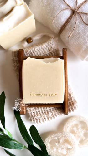 صابونة طبيعية باللبان العماني الحوجري ( حجم كبير )