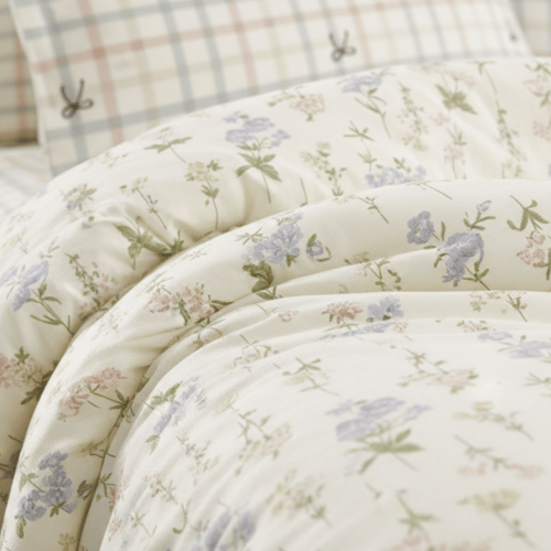 مفرش إنسجام صيفي قطن كريمي برسومات الزهور