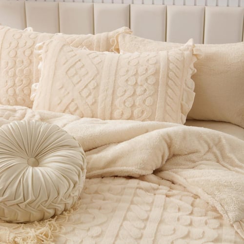 مفرش لينا شتوي كريمي فاخر فرو