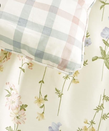 مفرش إنسجام صيفي قطن كريمي برسومات الزهور