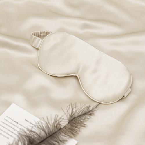 قناع عين للنوم حرير كريمي