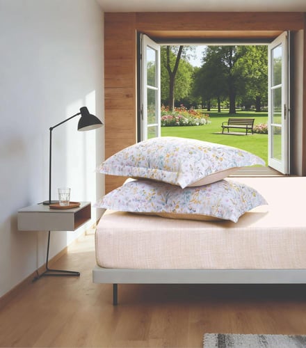 مفرش نوفا صيفي كريمي برسومات الزهور