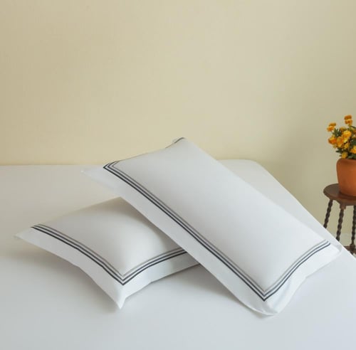 مفرش جنات قطن مزدوج أبيض ورصاصي عدد القطع 7