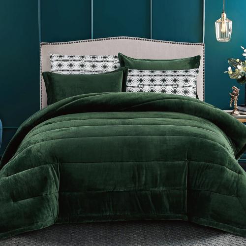 مفرش ليزا شتوي مفرد ونص مخمل زيتي عدد القطع 4