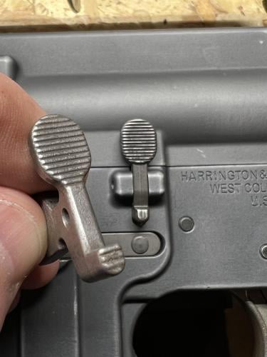 زر الغاء توقف الترباس كولت M4 M16 AR15