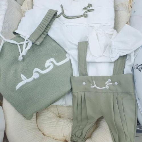 Child set including child's clothing + hat + socks...