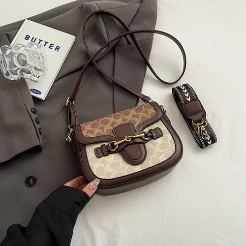 حقيبة نسائية عصرية