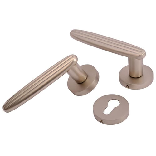 مقبض باب داخلي أنيق