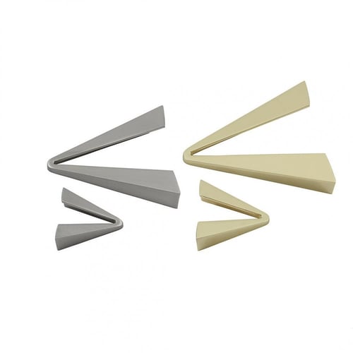 مقابض أثاث فاخرة بتصميم "V" العصري