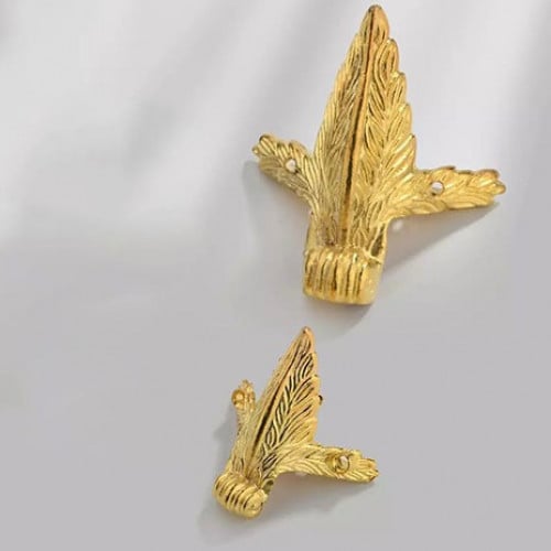 أرجل علب هدايا لون ذهبي