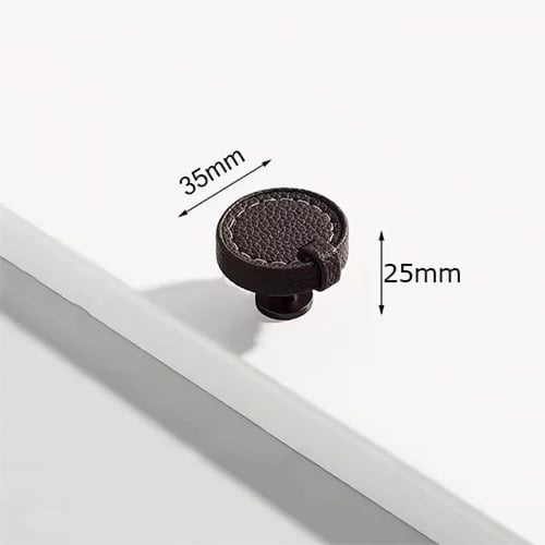 مقابض جلدية فاخرة بخياطة أنيقة