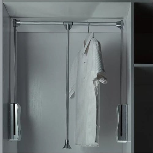 علاقة ملابس دواليب