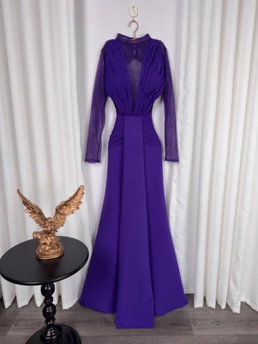 فستان سهرة أكمام دانتيل