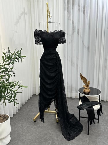 فستان دانتيل اسود انيق