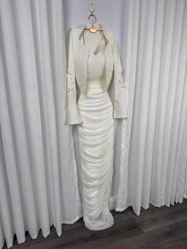 فستان ناعم قطعتين لون ابيض