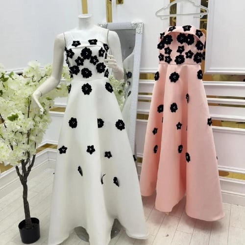 فستان سكري مع الوردي