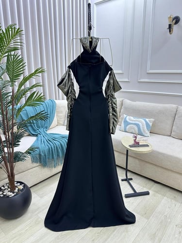 فستان سهره ناعم لون اسود و نحاسي