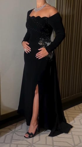 فستان سهرة أسود أوف شولدر بكم طويل