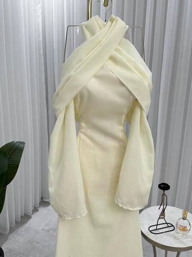 فستان ناعم بأكمام لون بيج