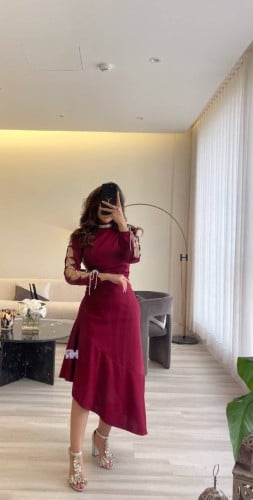 فستان عنابي