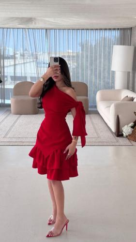 فستان ناعم بكتف واحد