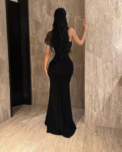 فستان اسود انيق