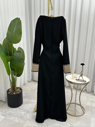 جلابيه اسود