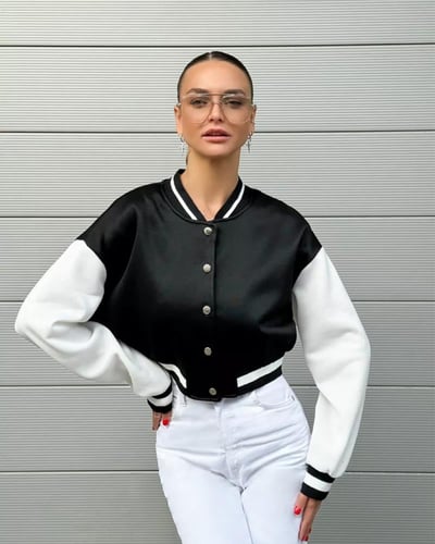 جاكيت نسائي عصري بأزرار أمامية