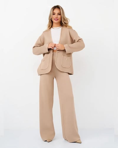 طقم نسائي معطف كارديجان مزخرف وبنطال واسع - بيج