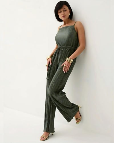 جمبسوت كاجوال بطيات ورباط خصر