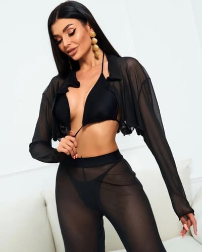 طقم سباحة أربع قطع بيكيني مع بنطال شيفون وقميص قصي...