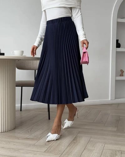 تنورة نسائية ميدي بطيات بخصر مرتفع