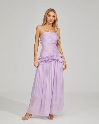 فستان سهرة بنفسجي طويل بدون أكمام بكشكش ناعم