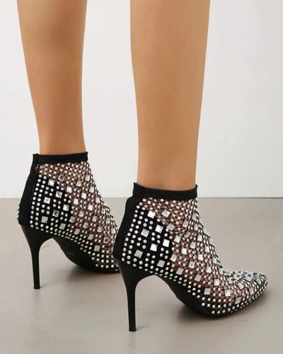 حذاء بوت بتصميم شبكي مرصع بأحجار الراين