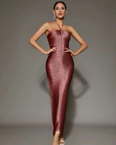 فستان سهرة طويل بتصميم حورية البحر مع شرابات منسدل...