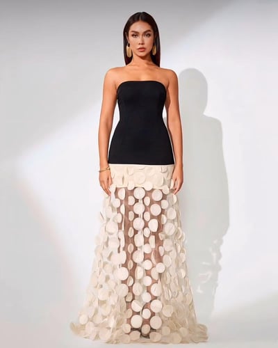 فستان ماكسي بتصميم شبكي طويل مكشوف الكتف