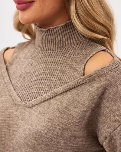 سترة نسائية محبوكة بأكمام طويلة وأكتاف مكشوفة