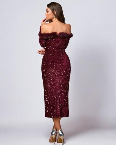 فستان ميدي بترتر عنابي بكتف مكشوف وتفاصيل ريش فاخر...