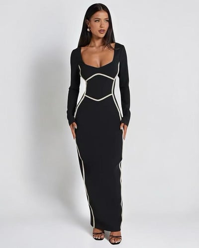 فستان نسائي طويل بنمط مخطط ورقبة مربعة